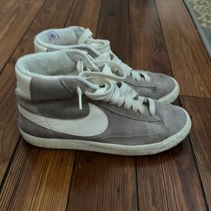 Women’s Suede Nike Blazers